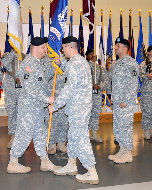 Maj. Gen. Brian C. Lein passes the USAMMDA reins to Col. William E. Geesey