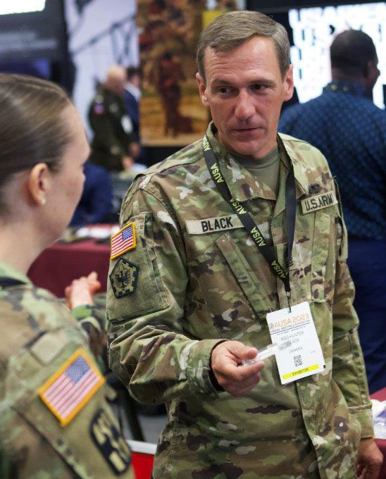 USAMMDA - MRDC/USAMMDA showcases the latest in military health