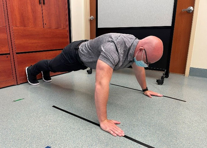 Close Kinetic Chain Upper Extremity Stability test