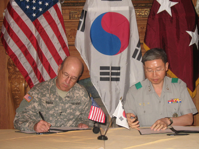 Members of the USAMRMC and the Republic of Korea Armed Forces Medical Command
